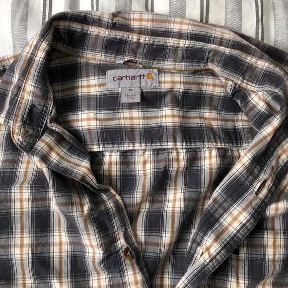 Men’s Carhartt shirt - Picture 2 of 3